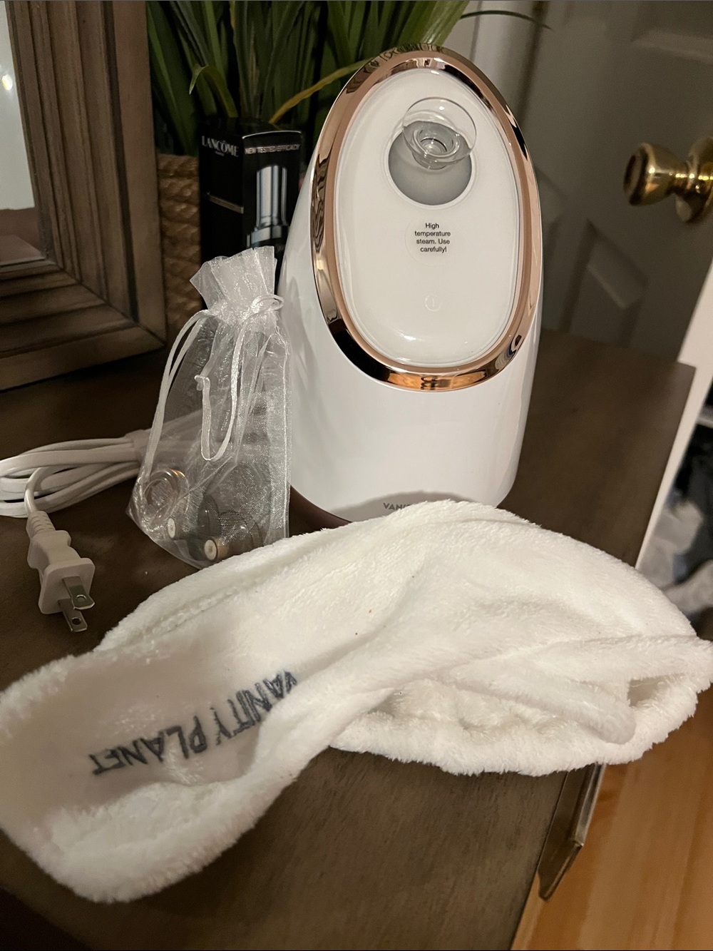 Vanity Planet Rose Gold & White Facial Steamer - Hydrating Home Spa - Picture 4 of 6